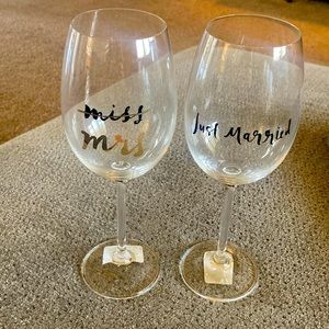 Set of 2 - New Kate Spade Bridal Party Wine Glasses